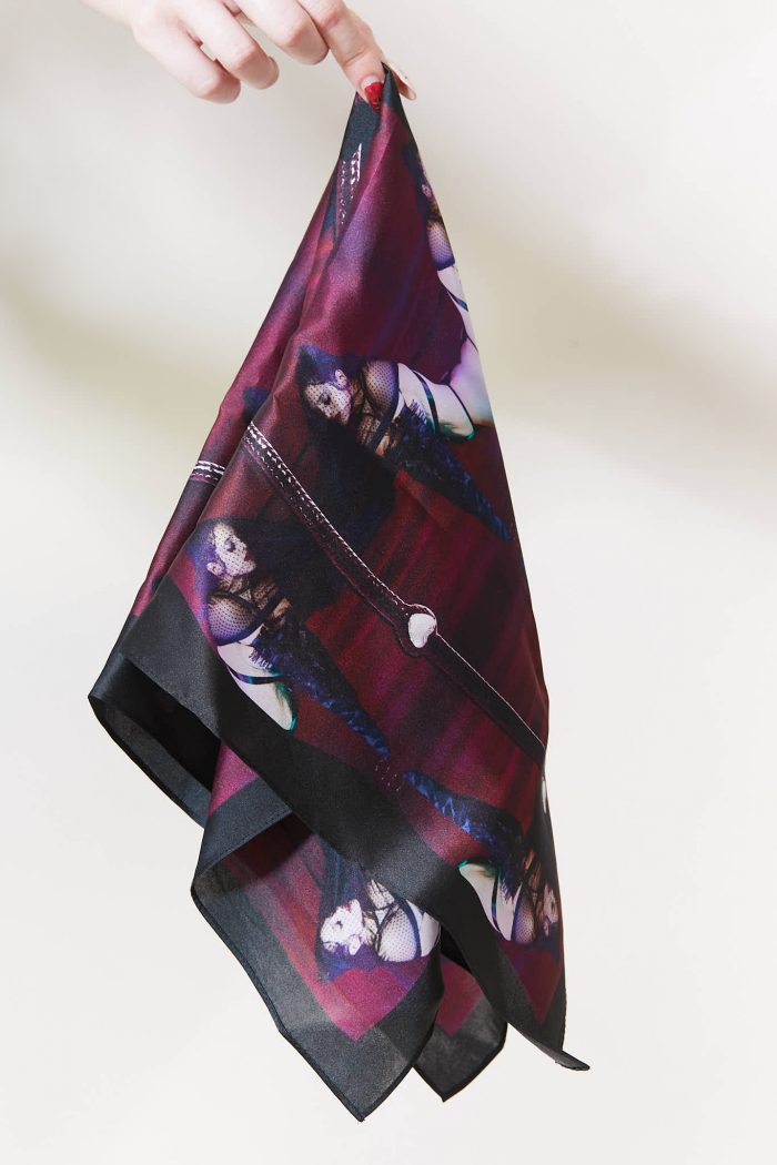 Coffret Foulard & Book x Madame de Maison Chardon 🇫🇷 – Image 2