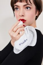 Mouchoir brodé en coton FLUIDES CORPORELS 🇫🇷 – Image 2