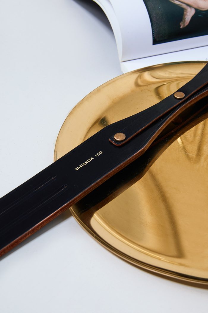 Paddle en cuir noir OUI MONSIEUR, 24k 🇫🇷 – Image 8