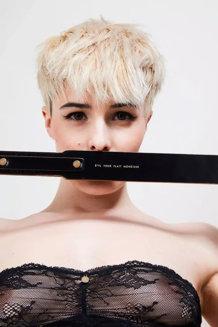 Paddle en cuir noir S'IL VOUS PLAIT MONSIEUR, 24k 🇫🇷 – Image 1