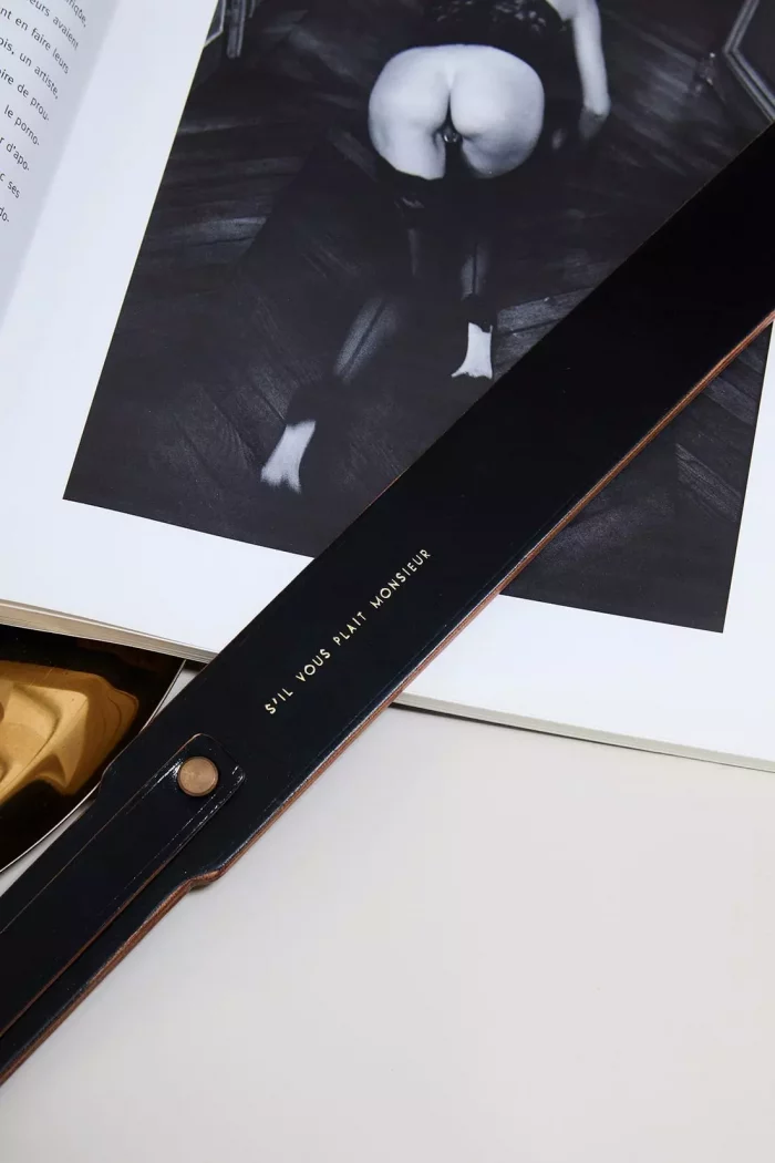 Paddle en cuir noir S'IL VOUS PLAIT MONSIEUR, 24k 🇫🇷 – Image 5