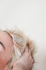 Barrette strass BITCH