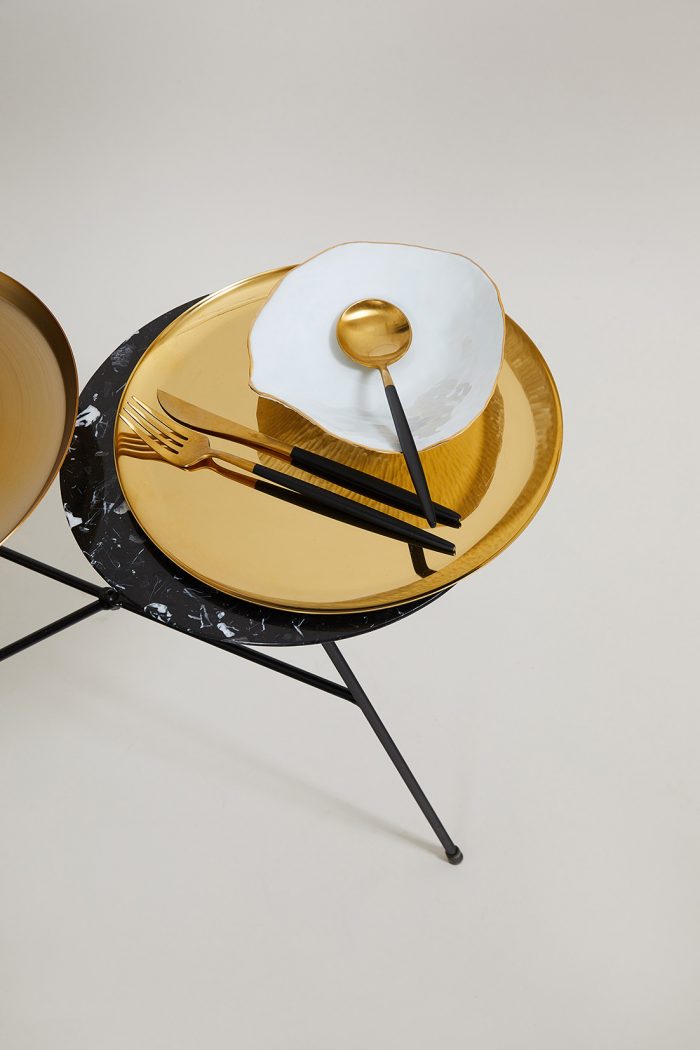 Grand Plateau gravé A VOTRE SERVICE Gold 🇫🇷 – Image 1