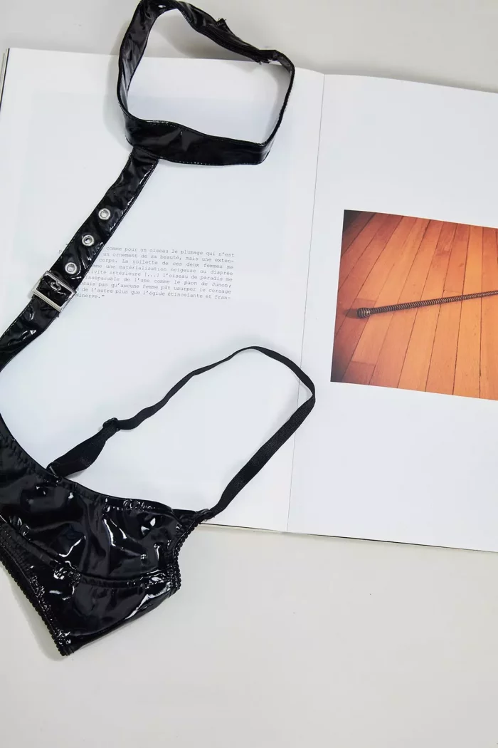 Soutien-Gorge ouvert Wetlook en vinyle SAINTE-VICTOIRE – Image 5