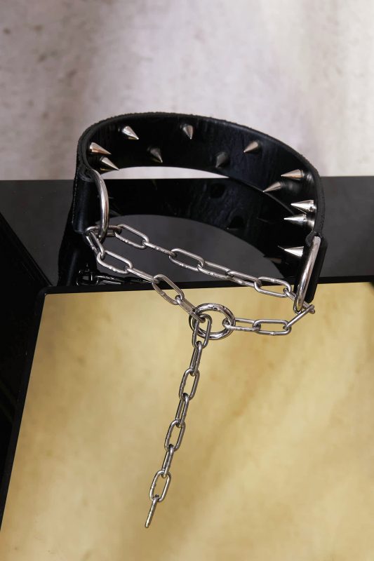 Collier Vampire en cuir de galuchat