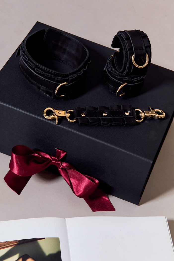Menotte en cuir ROISSY D-Ring x Maison Dressage – Image 7