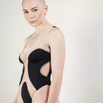 Body noir et nude UNDER THE SKIN