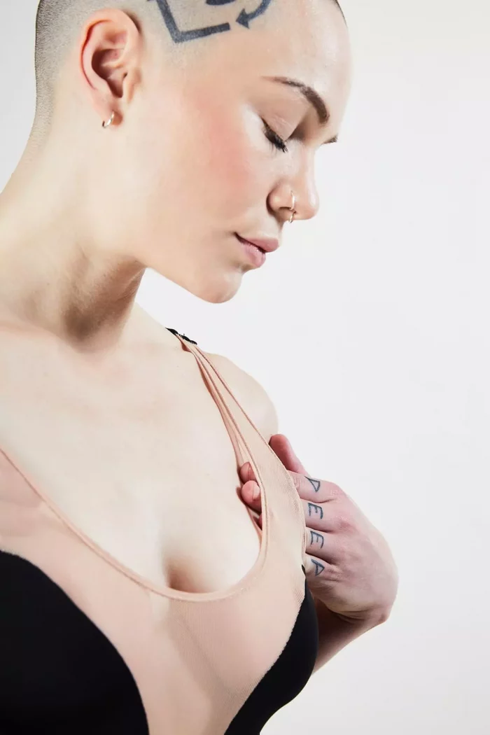 Body noir et nude UNDER THE SKIN – Image 9