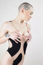 Body noir et nude UNDER THE SKIN – Image 10