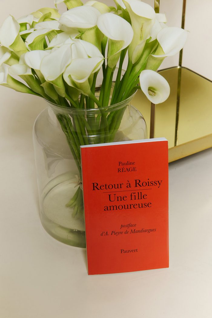 RETOUR À ROISSY I Une fille amoureuse - Pauline Réage 🇫🇷 – Image 1