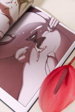 VOYEUR Erotic ArtBook – Image 2