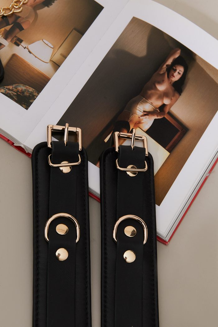 Set 4 pièces de restriction YOU'RE MINE x Liebe – Image 5